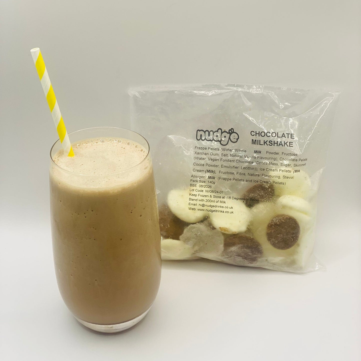 Nudge chocolate milkshake in glass with 140 gram sachet